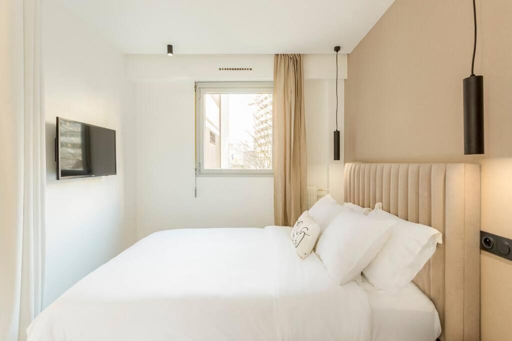 Luxurious 3 Min Walk From Eiffel Tower Apartment Paris Bagian luar foto